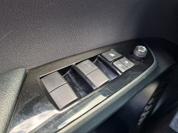 Toyota Prius IV 2021 Toyota Prius 1.8 Hybryda 122 KM, Kamera,, zdjęcie 8