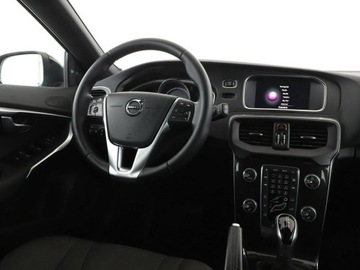 Volvo V60 I Kombi Facelifting 2.0 D3 DRIVE-E 150KM 2017 Volvo V40 Cross Country 2.0d Automat Cross Country, zdjęcie 15