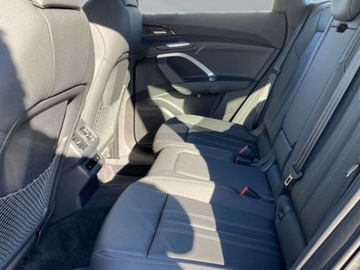 Audi Q5 II Q5-e Facelifting 2.0 50 TFSI e 299KM 2025 AUDI Q5 e-Hybrid quattro Suv 2.0 (299KM) 2025, zdjęcie 12