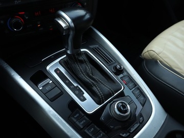 Audi Q5 I SUV 2.0 TDI 170KM 2010 Audi Q5 2.0 TDI, 167 KM, 4X4, Automat, Skóra, zdjęcie 12