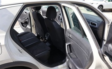 Volkswagen T-Roc I SUV Facelifting 1.5 TSI ACT 150KM 2023 Volkswagen T-Roc Nawigacja, Grzane Fotele, Alcantara, Czujniki PT, Tempoma, zdjęcie 12