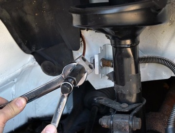 ПРЕСС ДЛЯ ПОЛУЧЕНИЯ СТАЛЬНЫХ ТОРМОЗНЫХ ШЛАНГОВ