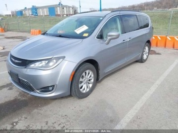 Chrysler Pacifica II 2017 Chrysler Pacifica 2017 CHRYSLER PACIFICA TOURING-L 3.6 Benzyna 287KM, zdjęcie 1