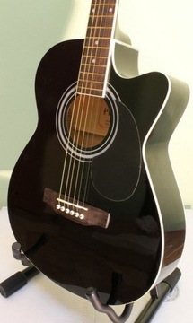 КРАСИВАЯ АКУСТИЧЕСКАЯ ГИТАРА, чистый, громкий звук.