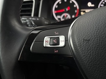 Volkswagen Polo VI Hatchback 5d 1.0 TSI 115KM 2018 Volkswagen Polo 1.0TSI 115KM Highline (bezwypadkow, zdjęcie 18