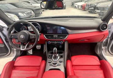 Alfa Romeo Giulia II Sedan Facelifting 2.0 Turbo 280KM 2021 Alfa Romeo Giulia Q4 2.0 BENZ 280 KM FULL 2021r Warszawa 2.0 Benzyna 280KM, zdjęcie 6