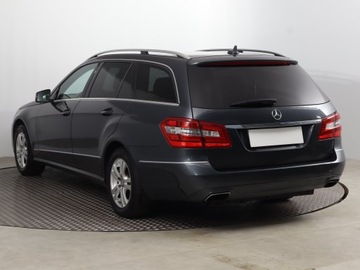 Mercedes Klasa E W212 Kombi 200 CGI BlueEFFICIENCY 184KM 2012 Mercedes E E 200, Automat, Skóra, Navi, Klima, zdjęcie 3