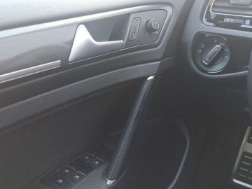 Volkswagen Golf VII GTI 3d Facelifting 2.0 TSI 245KM 2017 Volkswagen Golf Salon PL, Serwisowany, ACC, Ambiente, 2.0 Benzyna 244KM, zdjęcie 25