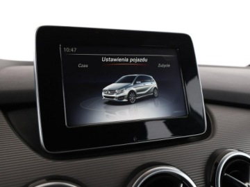 Mercedes Klasa B W246 Sports Tourer Facelifting 1.5 180 d BlueEFFICIENCY Edition 109KM 2017 Mercedes B 180 navi kamera i czujniki parkowania, zdjęcie 25