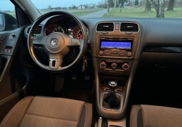 Volkswagen Golf VI Hatchback 5d 1.6 102KM 2009 Volkswagen Golf Niski przebieg, bezwypadkowy, bardzo zadbany 1.6 Benzyna, zdjęcie 11