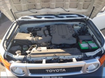 Toyota FJ Cruiser 2013 Toyota FJ 2013 r., 4,0L 4.0 Benzyna 260KM, zdjęcie 11