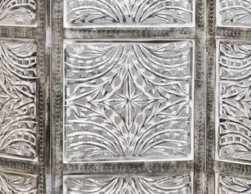 Индийская ажурная колониальная ширма с тремя створками.