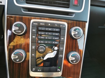 Volvo S60 II Sedan 3.0 T6 304KM 2012 VOLVO S60 II AWD, 305KM, T6, Dokumentacja pochodzeniowa, zdjęcie 24