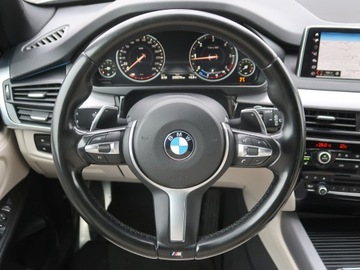 BMW X5 F15 SUV xDrive25d 231KM 2017 BMW X5 xDrive25d, Salon Polska, 227 KM, 4X4, zdjęcie 14