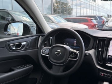 Volvo XC60 II 2025 Volvo XC 60 XC60 B5 B AWD Plus Dark Pakiet Climate, zdjęcie 10
