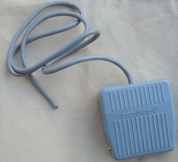 КНОПКА НОЖНОЙ ПЕДАЛИ ПЕРЕКЛЮЧАТЕЛЬ ВОДЯНОГО НАСОСА Camping P