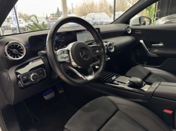 Mercedes Klasa A W177/V177 Hatchback 1.3 200 163KM 2021 Mercedes-Benz Klasa A 200 AMG Line Kamera cofania Ambiente CarPlayAndro, zdjęcie 6