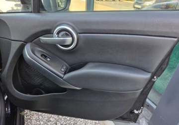 Fiat 500X Crossover 1.4 16V Mair 140KM 2016 Fiat 500X 1.4benz 140KM 6b LED Parktronic Klima KeyLess Oplaty Gwarancja, zdjęcie 8