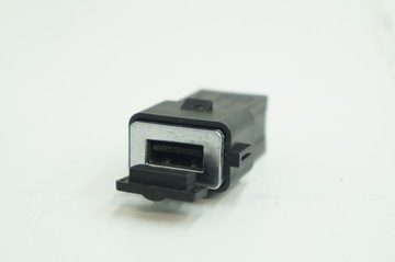 VOLVO V60 S60 II ZŁĄCZE PORT USB 8M5T-19A164-VA