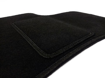 ЧЕРНЫЕ ВЕЛЮРОВЫЕ КОВРИКИ ДЛЯ SKODA OCTAVIA II (2004-2013) + ВЫШИВКА