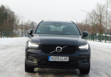 Volvo XC40 Crossover Facelifting 2.0 B4 197KM 2022 Volvo XC 40 2.0T R-Design z Gwarancja Model 2022r 2.0 Benzyna 197KM, zdjęcie 1