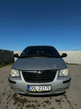 Chrysler Voyager V Grand Voyager 2.8 CRD 150KM 2007 CHRYSLER VOYAGER 2.8 Crdi Diesel 150KM 2007r 7 osobowy, zdjęcie 2