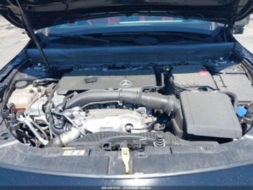 Mercedes GLB 2022 Mercedes-Benz GLB 250 2022 2.0l 2.0 Benzyna 221KM, zdjęcie 8