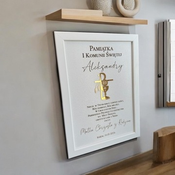 PREZENT NA KOMUNIE PAMIĄTKA PIERWSZEJ KOMUNII ŚWIĘTEJ PERSONALIZOWANY RAMKA