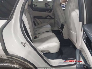 Porsche Cayenne III 2020 Porsche Cayenne 2020 r., 3,0L CAYENNE COUPE 3.0 Benzyna 335KM, zdjęcie 9
