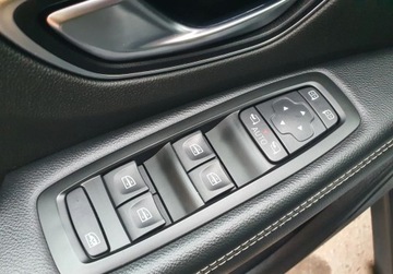 Renault Scenic IV 1.3 Energy TCe 140KM 2018 Renault Scenic Full LED Bezwypadkowy Serwis GetHelp 1.3 Benzyna, zdjęcie 21