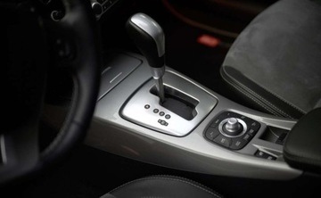 Renault Laguna III Hatchback 2.0T 16v 170KM 2011 Renault Laguna Renault Laguna 2.0 TCe 170 Initiale 2.0 Benzyna 170KM, zdjęcie 21