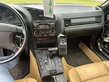 BMW Seria 3 E36 1993 BMW 325 cabrio, zdjęcie 6