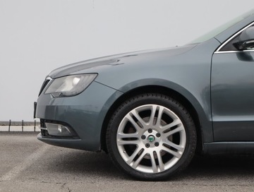 Skoda Superb II Outdoor 2.0 TDI CR DPF 170KM 2015 Skoda Superb 2.0 TDI, 167 KM, 4X4, DSG, Navi, zdjęcie 14