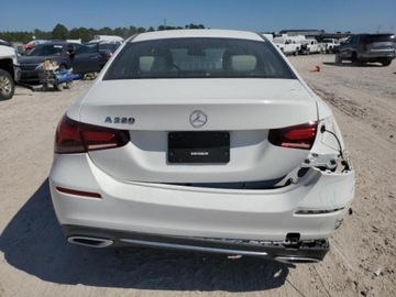 Mercedes Klasa A W177/V177 2022 Mercedes-Benz Klasa A 2022r., 2.0L 2.0 Benzyna 188KM, zdjęcie 5