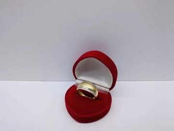 ЗОЛОТОЕ КОЛЬЦО ВЕС 3,67/ТОНКАЯ 585 Р.18