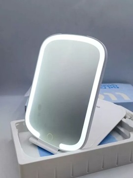 СВЕТОДИОДНОЕ КОСМЕТИЧЕСКОЕ ЗЕРКАЛО