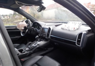 Porsche Cayenne II 2015 Porsche Cayenne Okazja 3.0 Hybryda 333KM, zdjęcie 17