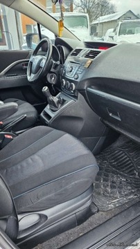 Mazda 5 II 1.6 MZ-CD 115KM 2011 Mazda 5 Mazda 5 1.6 HDI 7-Osobowy Okazja 1.6 Diesel 116KM, zdjęcie 14