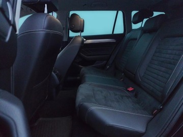 Volkswagen Passat B8 Variant Facelifting 2.0 TDI SCR 200KM 2022 Volkswagen Passat Elegance 2.0 TDI/200KM, Salon Po, zdjęcie 12