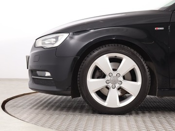 Audi A3 8V Hatchback 3d 1.8 TFSI 180KM 2013 Audi A3 1.8 TFSI, Skóra, Navi, Xenon, Bi-Xenon, zdjęcie 13