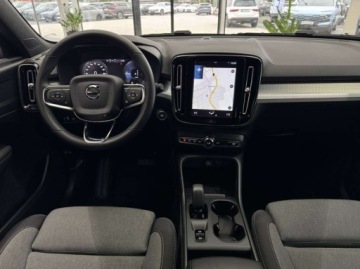 Volvo XC40 Crossover Plug-In Facelifting 1.5 T4 211KM 2022 Volvo XC 40 T4 Start Plug In Kamera cofania Ambiente Nawigacja CarPlay, zdjęcie 12