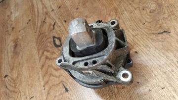 BMW F30 F31 F33 ULOŽENÍ MOTORU 6799104