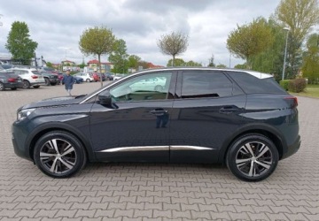 Peugeot 3008 II Crossover 1.2 PureTech 130KM 2017 Peugeot 3008 Bezwypadkowy - serwis - wersja Allure 1.2 Benzyna 131KM, zdjęcie 8