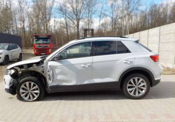 Volkswagen T-Roc I SUV 1.6 TDI 115KM 2019 Volkswagen T-Roc Okazja 1.6 Diesel 116KM, zdjęcie 17