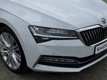 Skoda Superb III Kombi Facelifting 2.0 TDI SCR 200KM 2023 Skoda Superb L&amp;K ! Podgrzewane i wentylowane fotel, zdjęcie 9