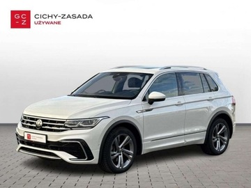 Volkswagen Tiguan II SUV Facelifting 2.0 TDI 200KM 2024 Volkswagen Tiguan FV23 bogata opcja R-linepanorama skora IQ Light Webasto