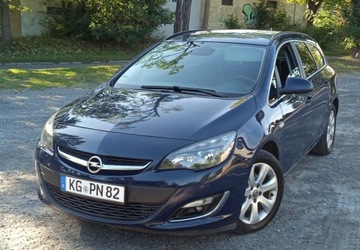 Opel Astra J Sports Tourer 1.7 CDTI ECOTEC 130KM 2012