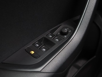 Skoda Karoq Crossover Facelifting 1.5 TSI ACT 150KM 2022 Skoda Karoq 1.5 TSI, Salon Polska, 1. Właściciel, zdjęcie 17