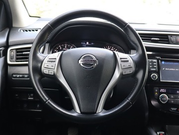 Nissan Qashqai II Crossover 1.2 DIG-T 115KM 2016 Nissan Qashqai 1.2 DIG-T, Salon Polska, Navi, zdjęcie 13