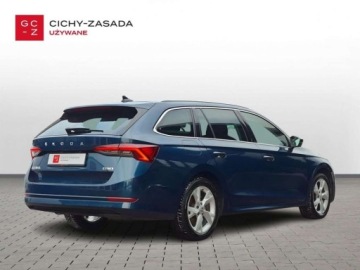 Skoda Octavia IV Liftback 1.5 TSI EVO 150KM 2022 Skoda Octavia serwis ASO 1.5TSI eTEC 150KM hak bezwypadkowy ACC navi Smart, zdjęcie 4